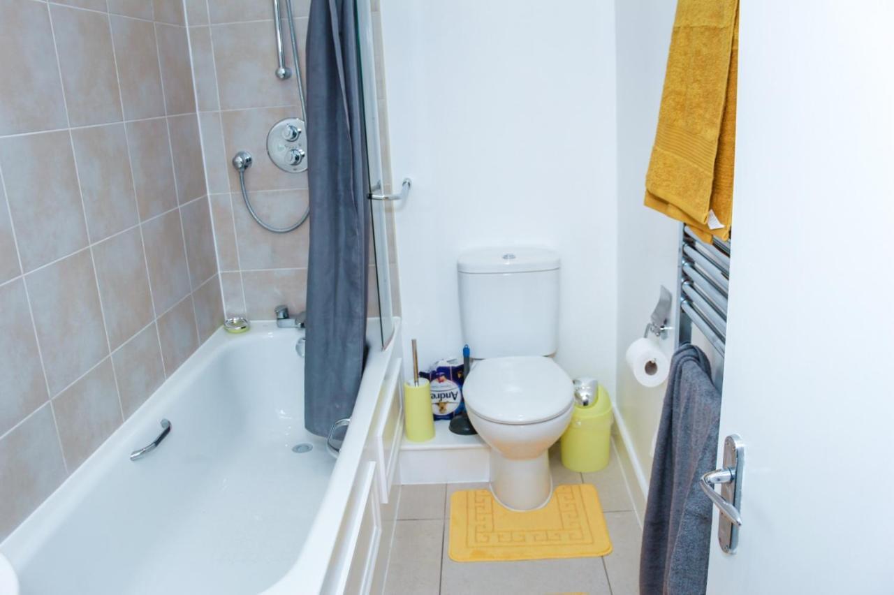 Camden Guest House Double Bedroom With Super Large King Bed Λονδίνο Εξωτερικό φωτογραφία