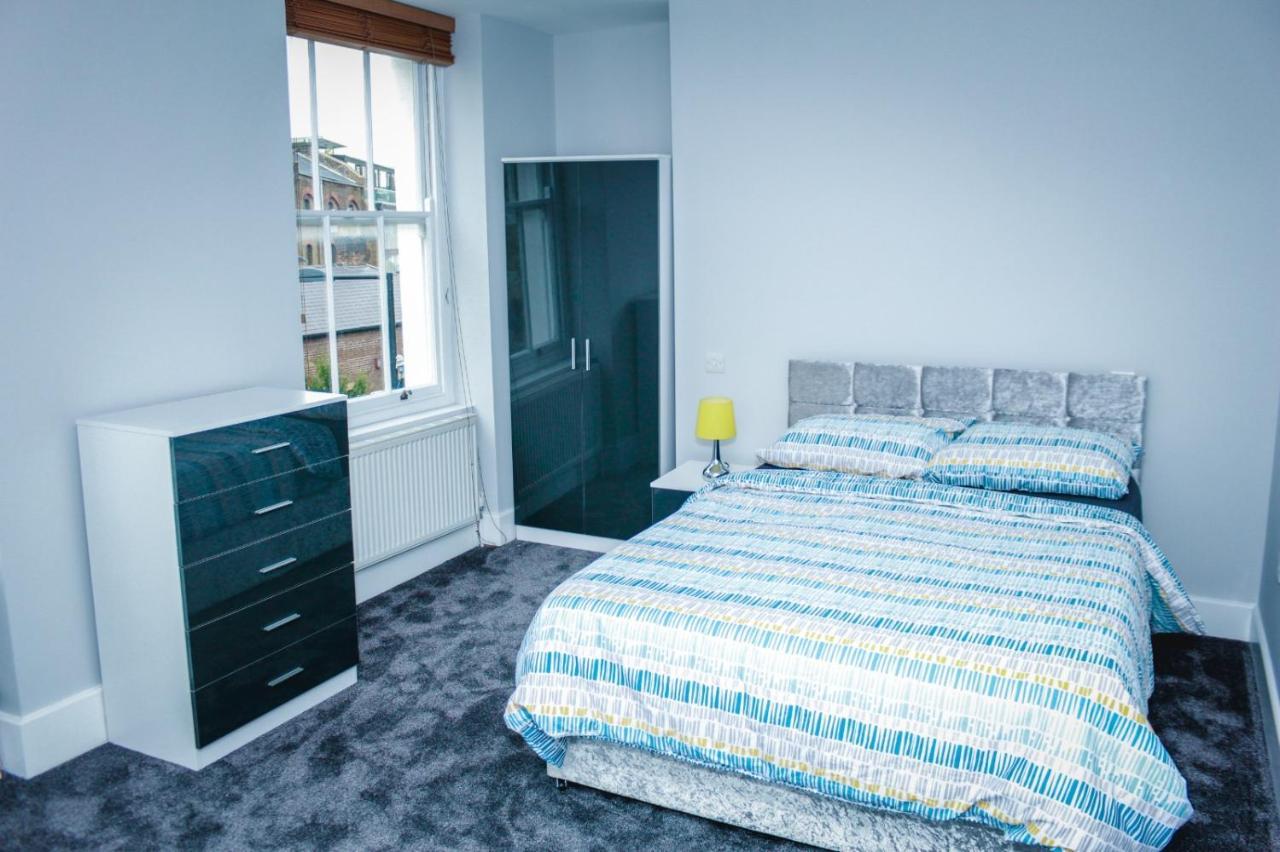 Camden Guest House Double Bedroom With Super Large King Bed Λονδίνο Εξωτερικό φωτογραφία