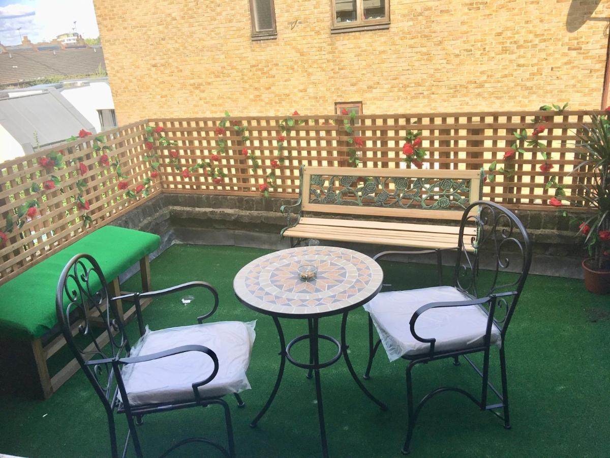Camden Guest House Double Bedroom With Super Large King Bed Λονδίνο Εξωτερικό φωτογραφία