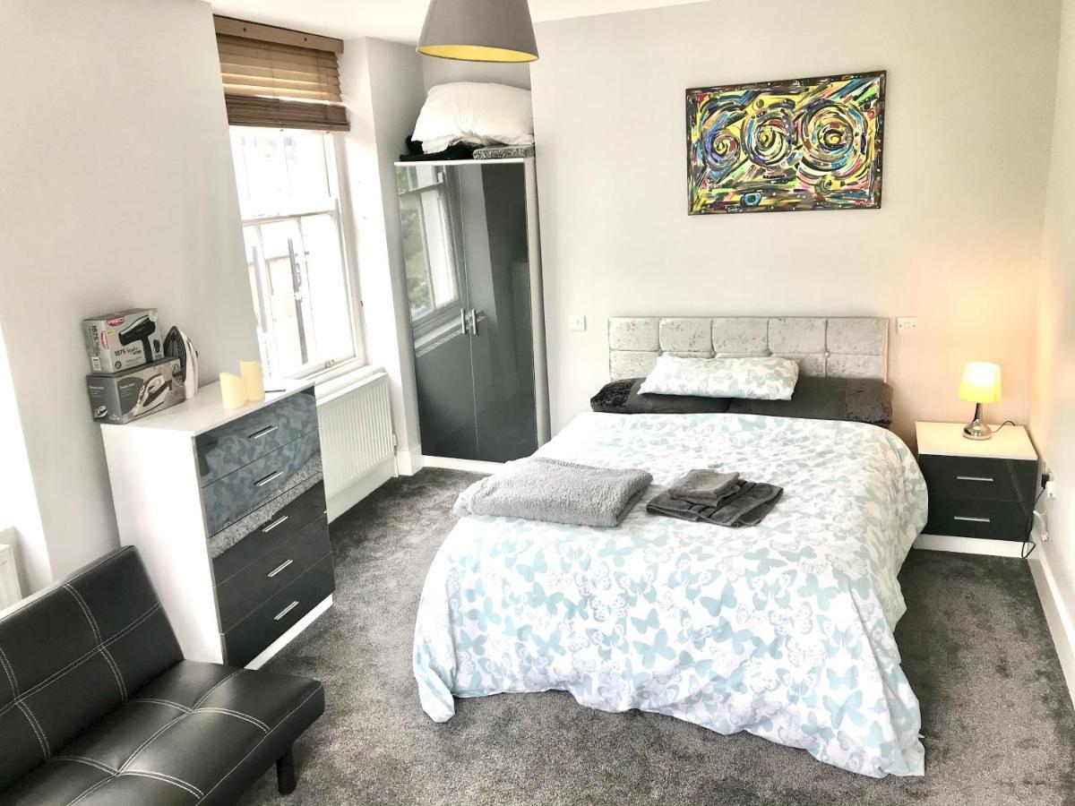 Camden Guest House Double Bedroom With Super Large King Bed Λονδίνο Εξωτερικό φωτογραφία