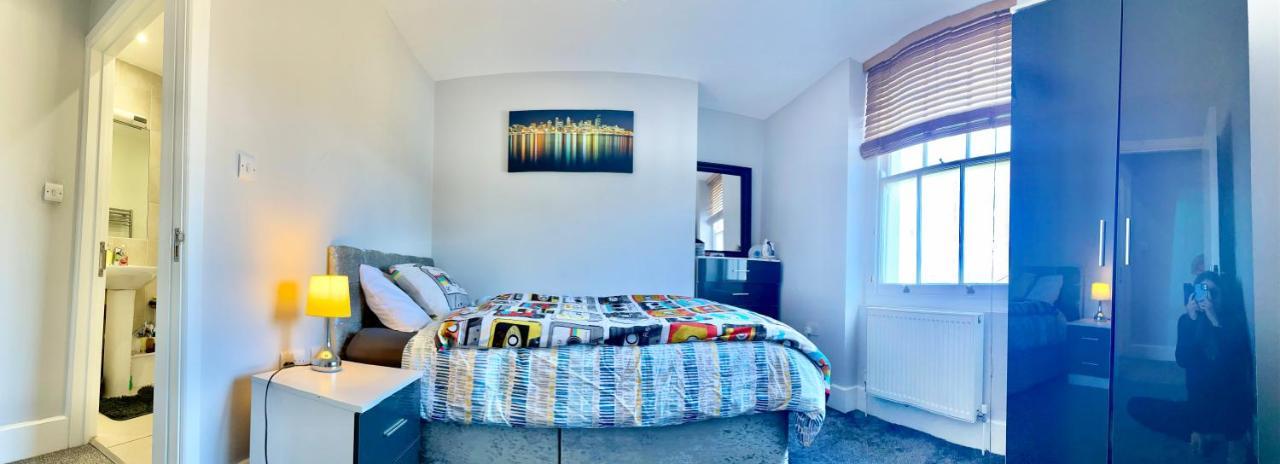 Camden Guest House Double Bedroom With Super Large King Bed Λονδίνο Εξωτερικό φωτογραφία